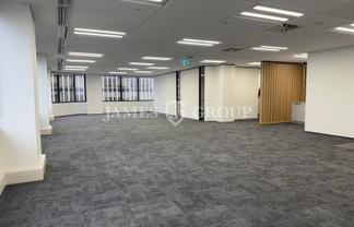 OFFICE WITH VIEWS, BIKE STORAGE & ON-SITE CAFÉ