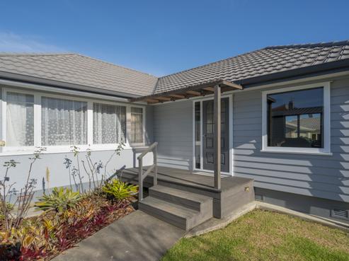 54A Pemberton Crescent, Greerton