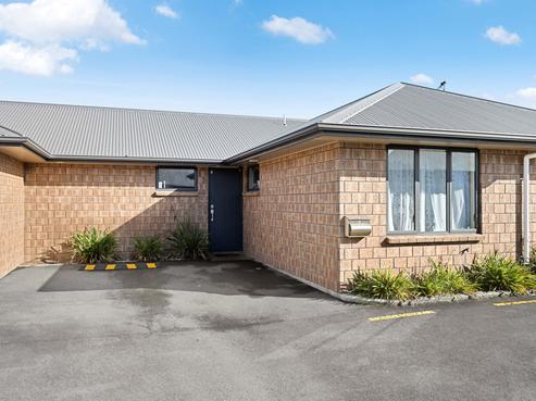 7/102 Old Farm Road, Hamilton East
