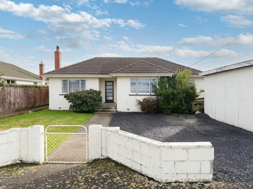 64 Bush Road, Mosgiel