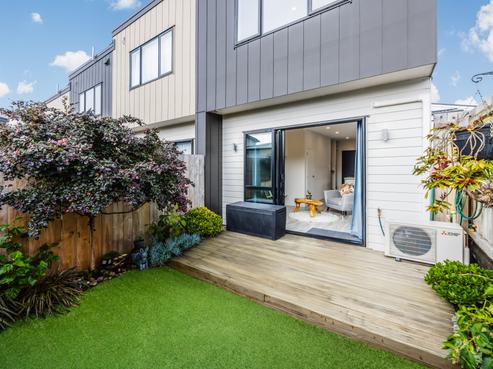 8/6 Hepburn Road, Glendene