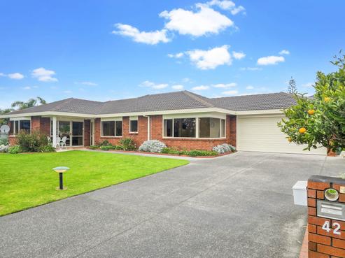 42 Settlers Grove, Orewa