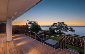 33  Pohutukawa Road, Beachlands