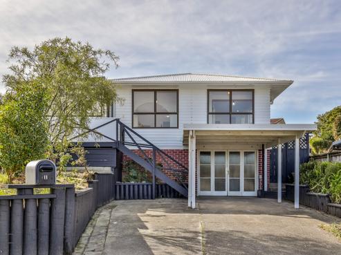 11 Tara Road, Henderson