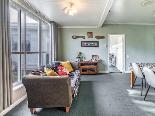 54 Arthur Street, Gladstone