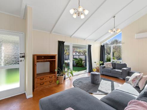 65 Pasadena Crescent, Totara Park