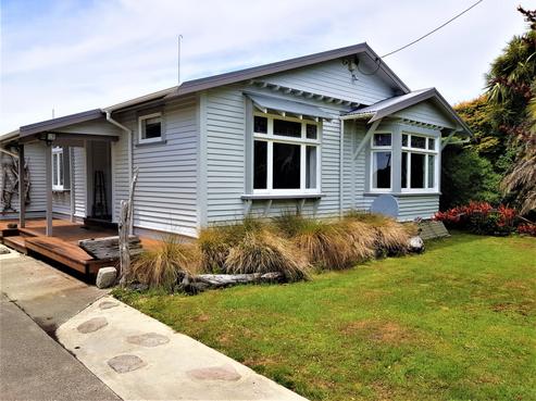 75 Peel Street, Westport