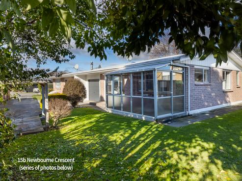 15B Newbourne Crescent, Redwoodtown