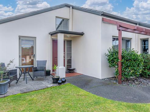 22 Lakeridge Close, Rangatira Park
