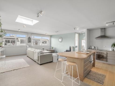 11/337 Jackson Street, Petone
