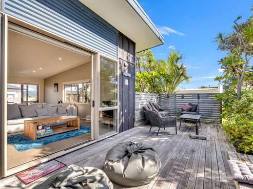 110 The Fairway, Matarangi