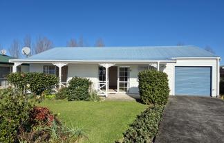 4 Courthouse Lane, Coromandel