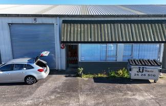 Affordable 172 sqm East Tamaki Warehouse