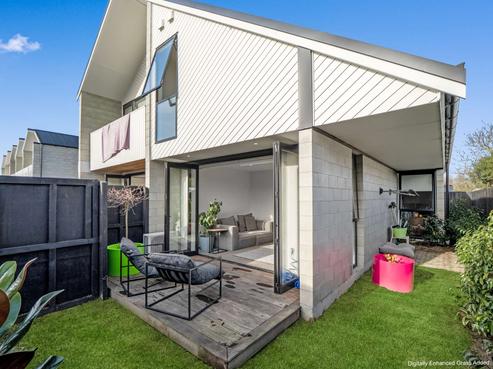 7/11 Hinemoa Street, Spreydon