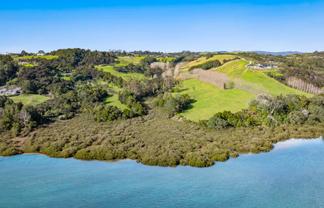 2/399 Whitmore Road, Tawharanui Peninsula