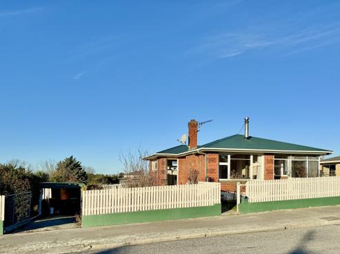 57 Le Cren Street, Seaview