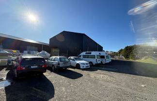 Roadside Unit & Yard Available in Helensville