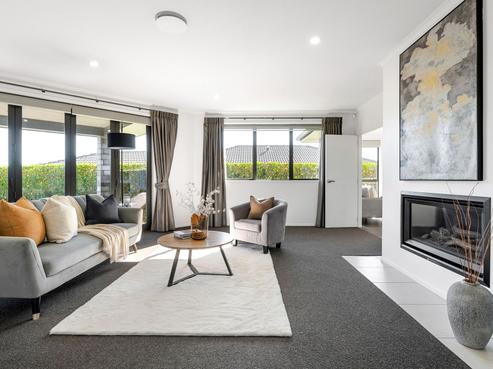 1 Stanton Place, Huntington