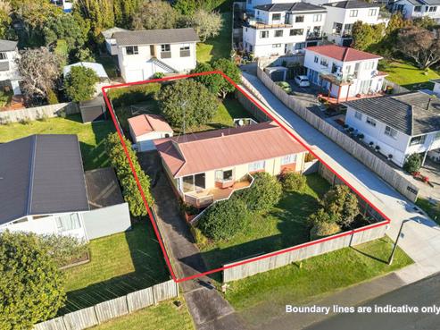 52 Awaruku Road, Torbay
