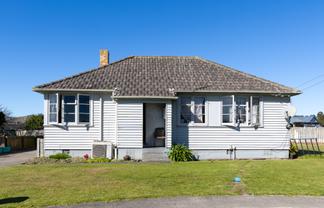 9 Armstrong Street, Huntly