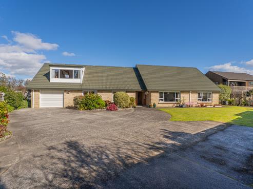 127 Albert Street, Whitianga