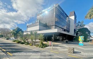 PREMIUM HURSTMERE OFFICE WITH GREAT VIEWS
