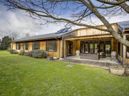 260 Havelock Road, Akina