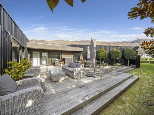 13 Eden Close, Wanaka