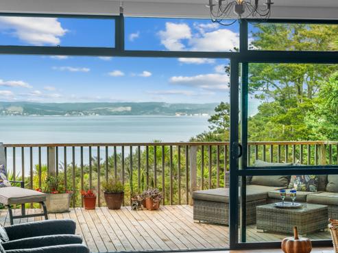 167 Summer Road, Tinopai