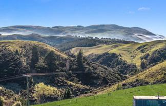 660 Cathedral Road, Domett