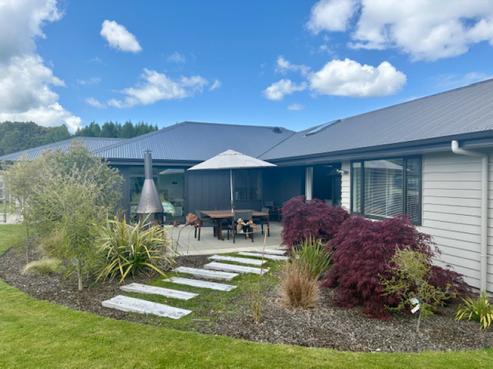 3 Karaka Place, Kinloch