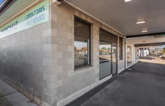 12 Bed Accommodation Plus Retail