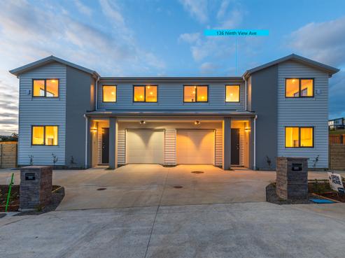 136 Ninth View Avenue, Beachlands