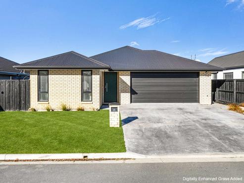 64 Quinn Crescent, Woodend