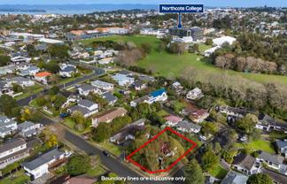 10 Paruru Avenue, Northcote