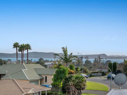 690 Whangaparaoa Road, Stanmore Bay