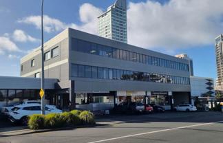 SUNNY 138M² TAKAPUNA OFFICE SUITE

