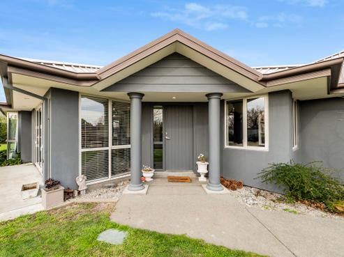 244 Southfield Drive, Lincoln