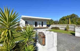 39 William Wong Place, Carterton