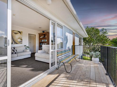 6 Wi Apo Place, Wellsford