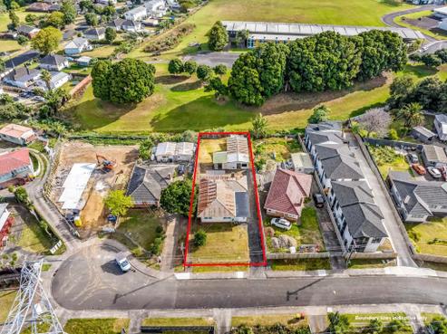 13 Julian Place, Otara
