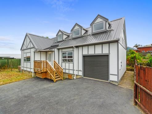 10B Harding Avenue, Te Atatu South