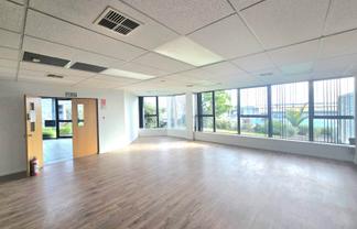 ALBANY GROUND FLOOR OFFICE WITH ROAD FRONTAGE
