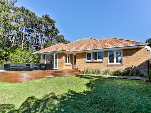87 Tanekaha Road, Titirangi