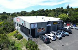 Large retail space available on Link Drive