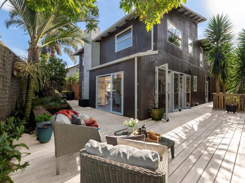 12 Blakewell Place, Beachlands