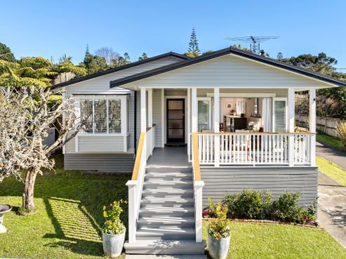 157 Atkinson Road, Titirangi