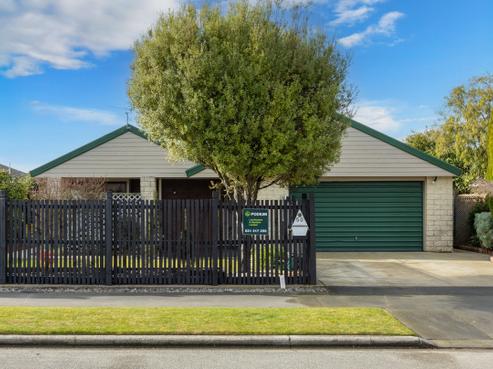 50 Royal Park Drive, Parklands
