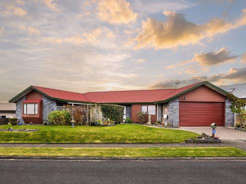 46 Lansdowne Crescent, Glenview