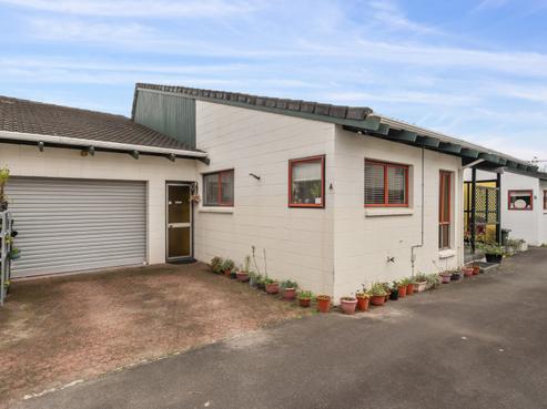 25A Grey Street, Glenholme